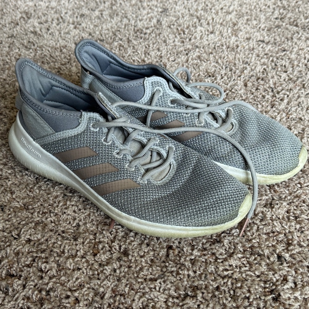Women’s Adidas Cloudfoam QT Flex Gray Running Shoes Size 8
